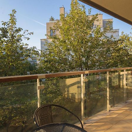 Royal Wilanow 2-Bedroom Apartment ワルシャワ エクステリア 写真